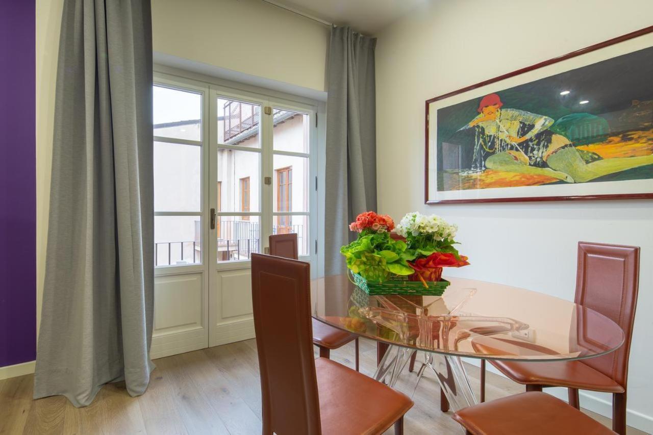 Stunning & Luxurious 1Br Apt 1 Min Walk By Duomo Firenze Bagian luar foto