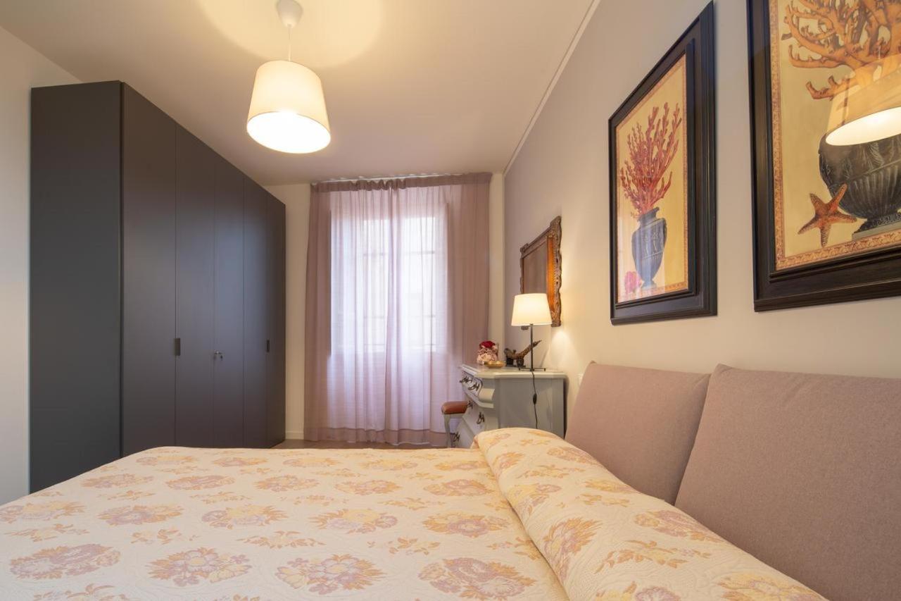 Stunning & Luxurious 1Br Apt 1 Min Walk By Duomo Firenze Bagian luar foto